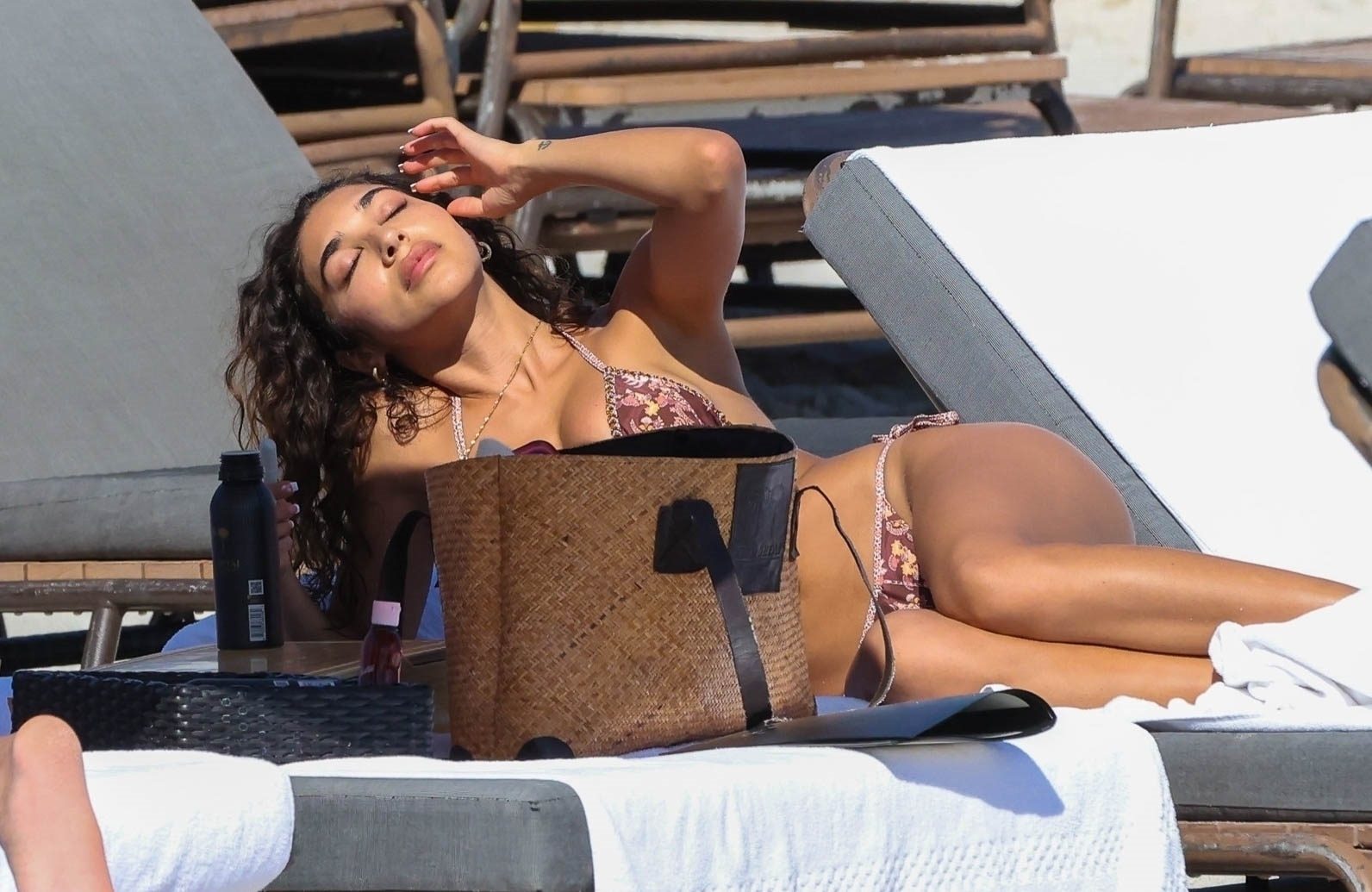 Chantel Jeffries Miami Beach Bikini Stunning Physique Hot Celebs Home