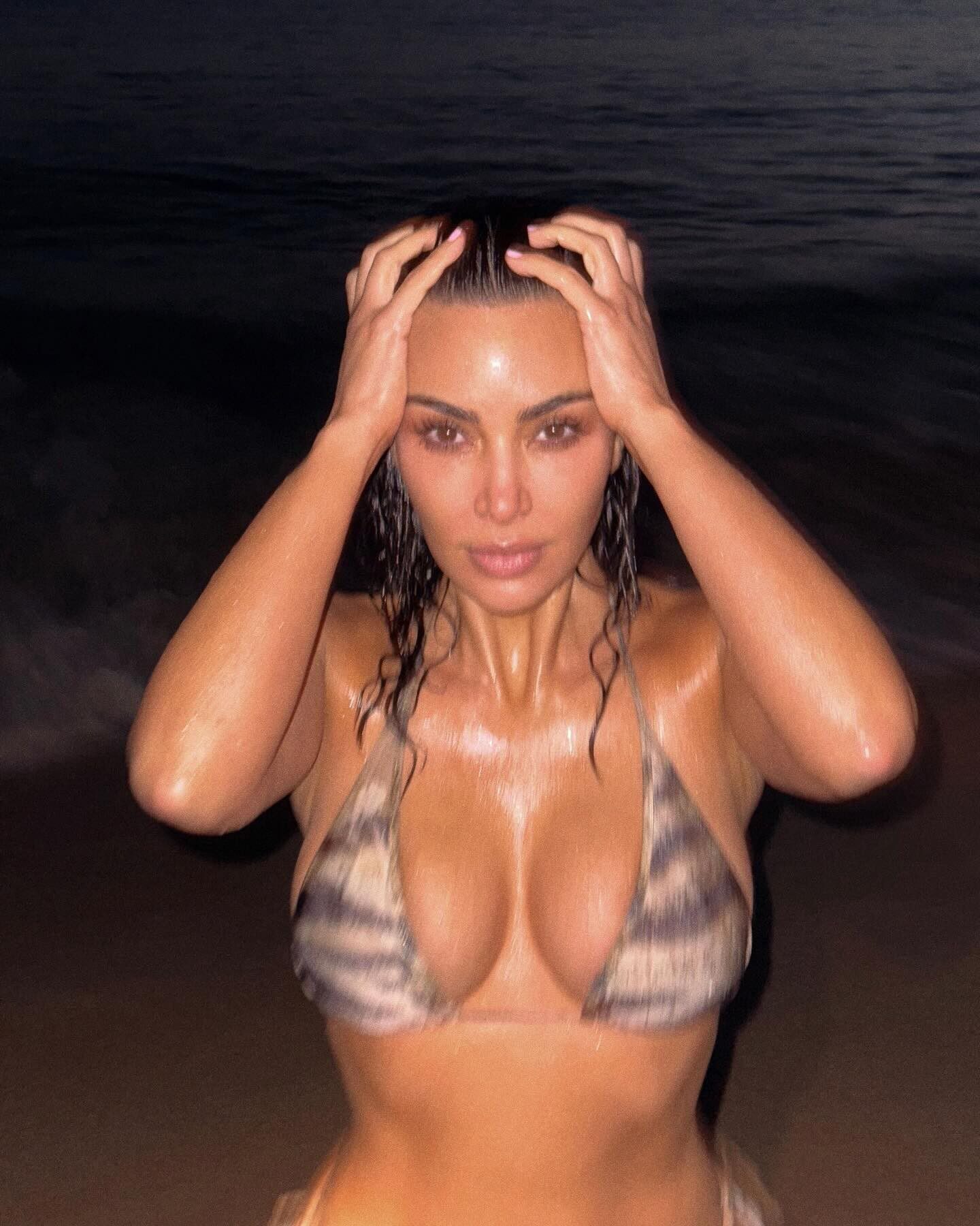 Kim Kardashian Sexy Big Breasts Bikini Photoshoot Hot Celebs Home