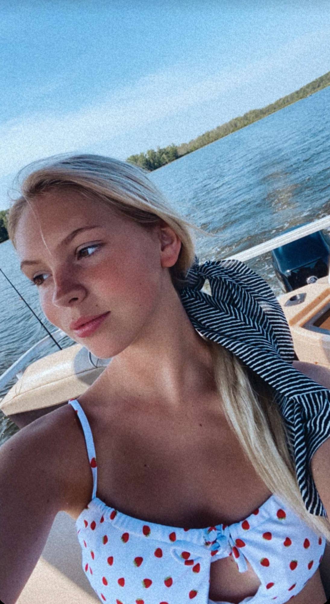 Jordyn Jones In Bikini At A Boat Instagram Photos And Hot Sex Picture
