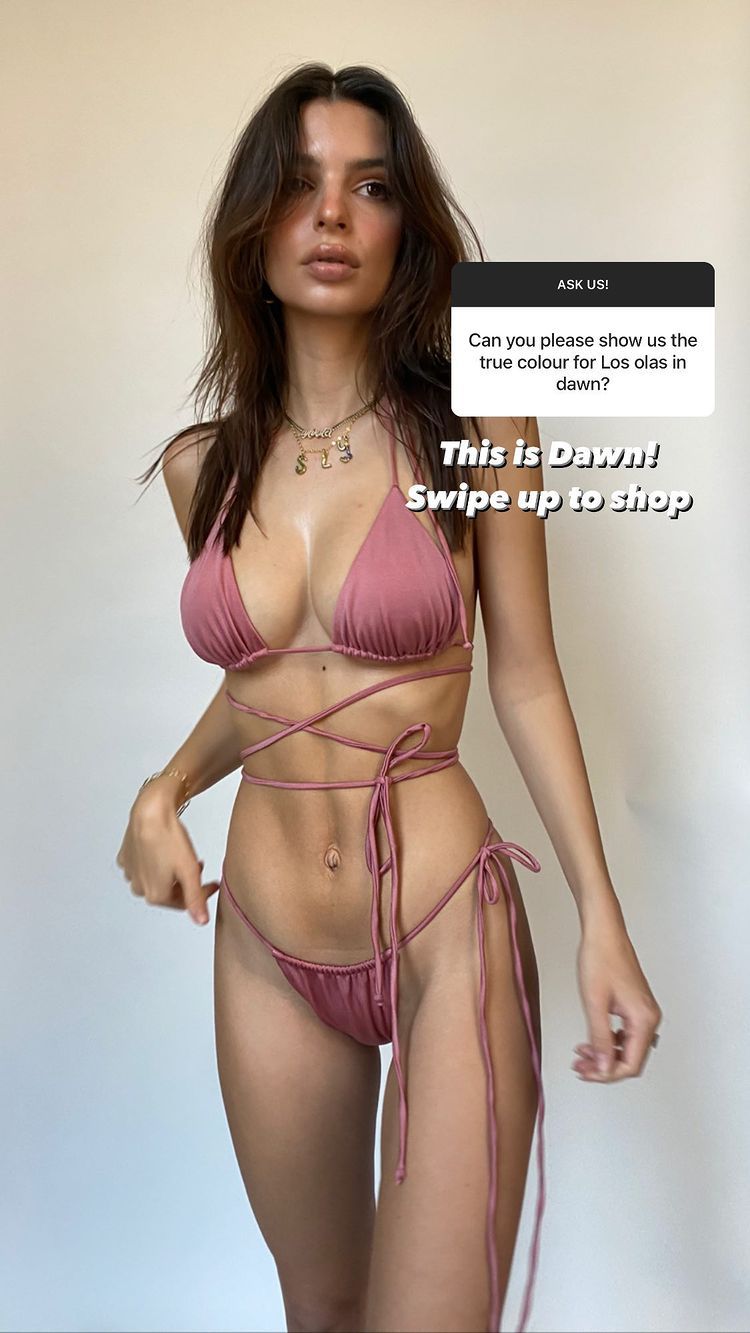 Emily Ratajkowski Hot In Tiny Bikini - Hot Celebs Home