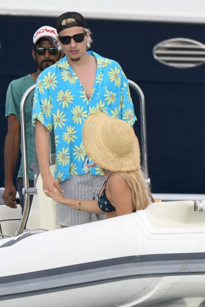 Millie Bobby Brown Shows Beautiful Boobs in Bikini on a Boat in