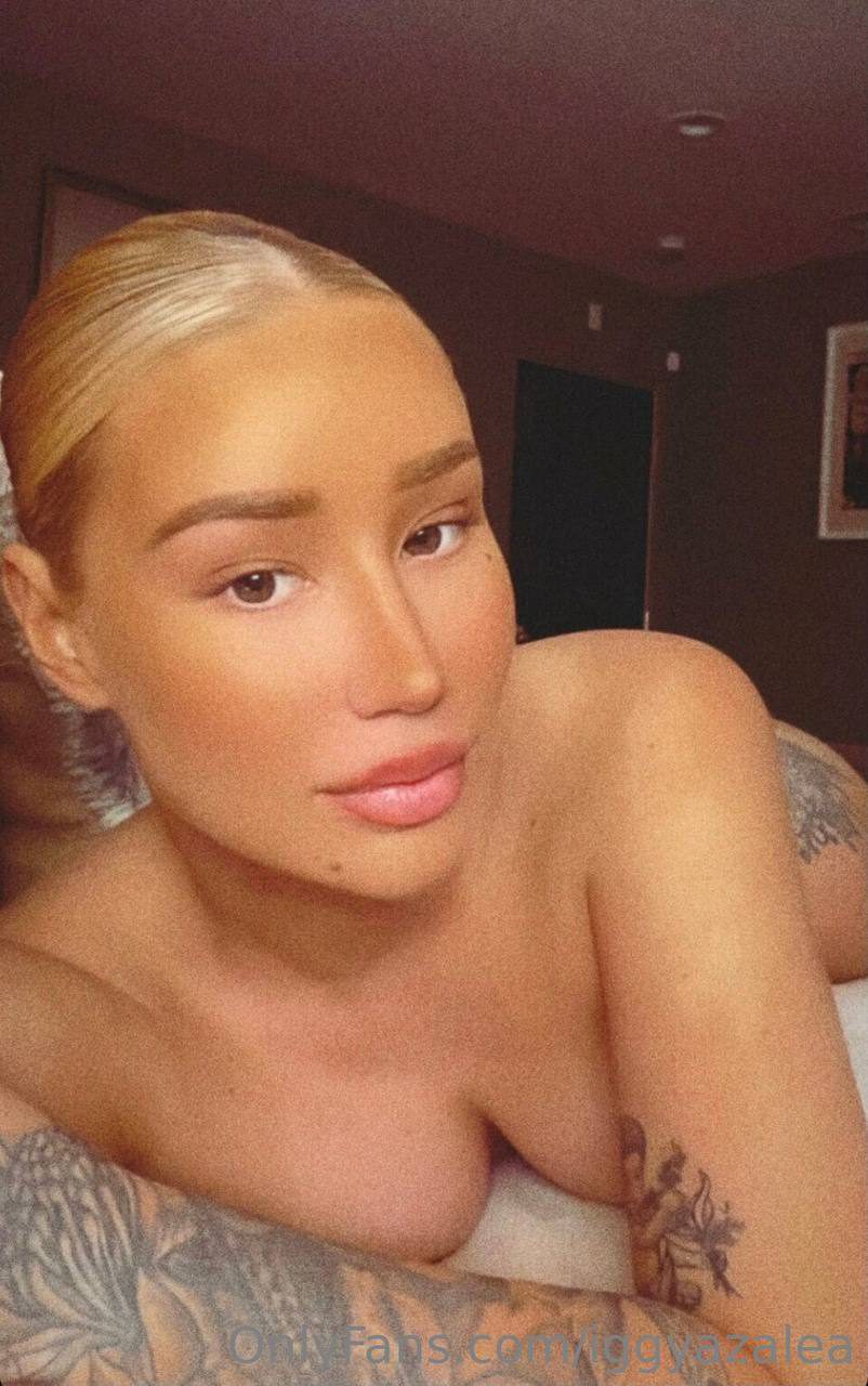 Iggy Azalea Naked Hot Celebs Home