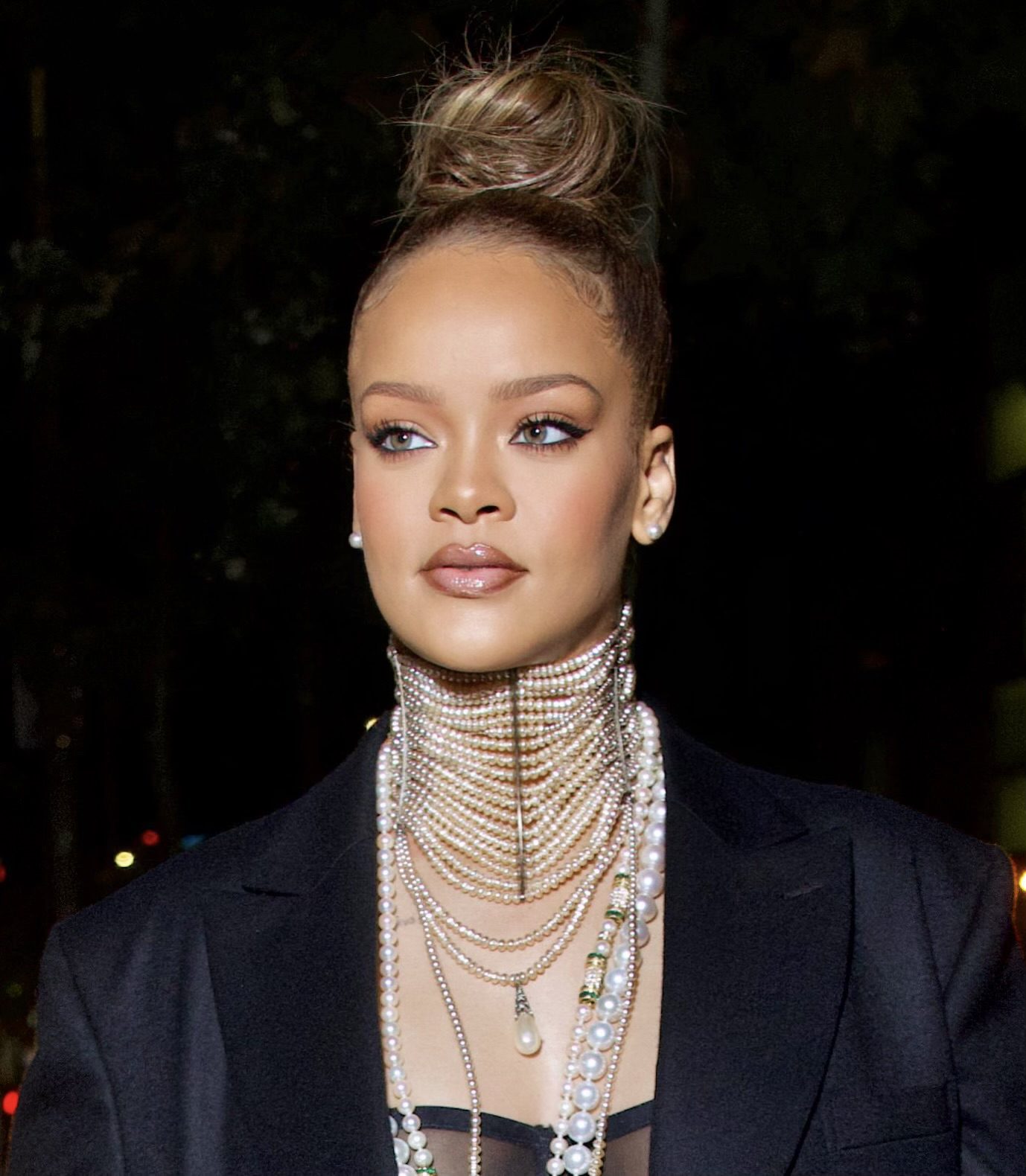Provocative Beauty Rihanna Boob And Sheer Bra Hot Celebs Home