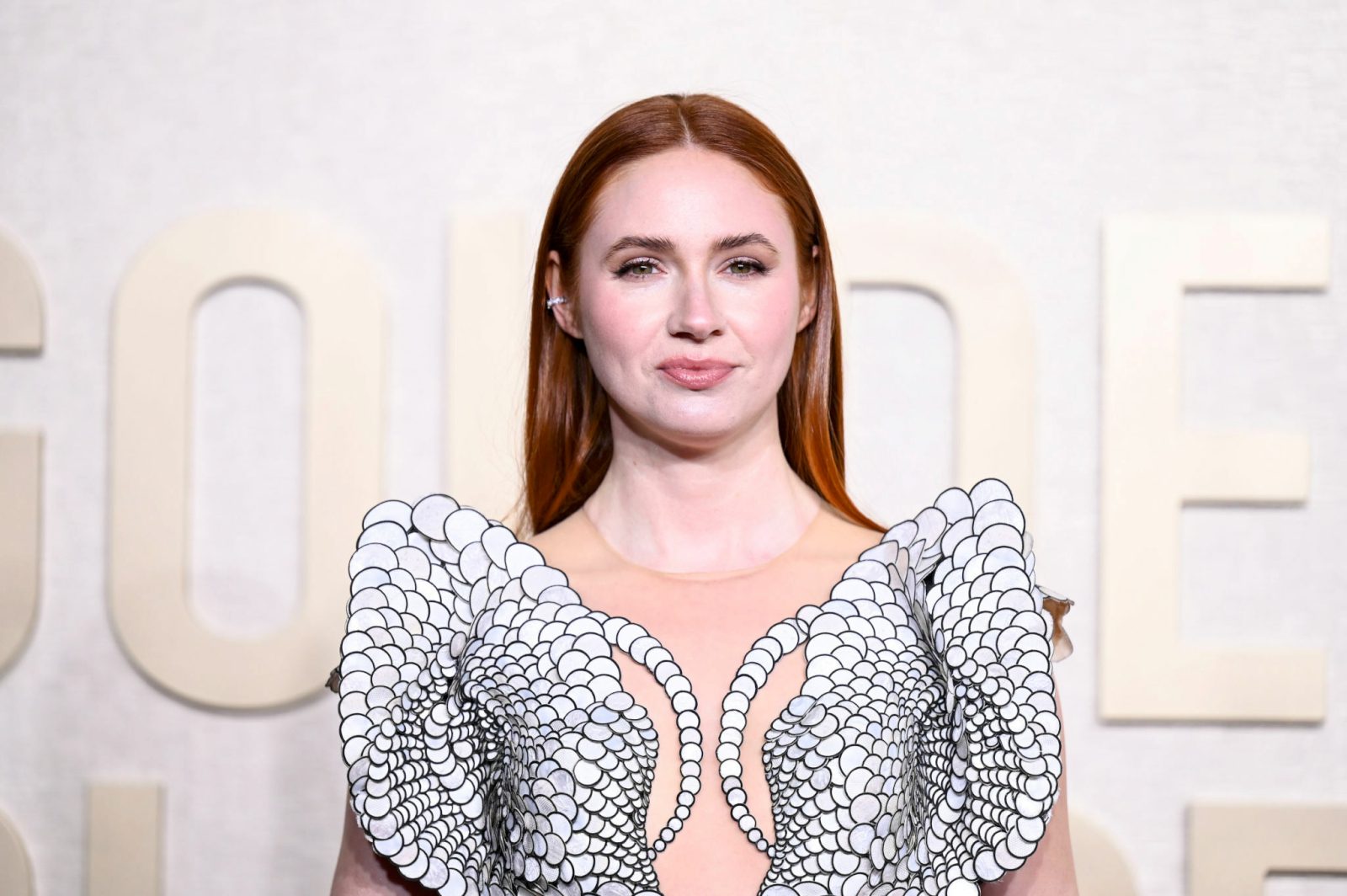 Karen Gillan Golden Globe Sexy Dress Panty Peek - Hot Celebs Home